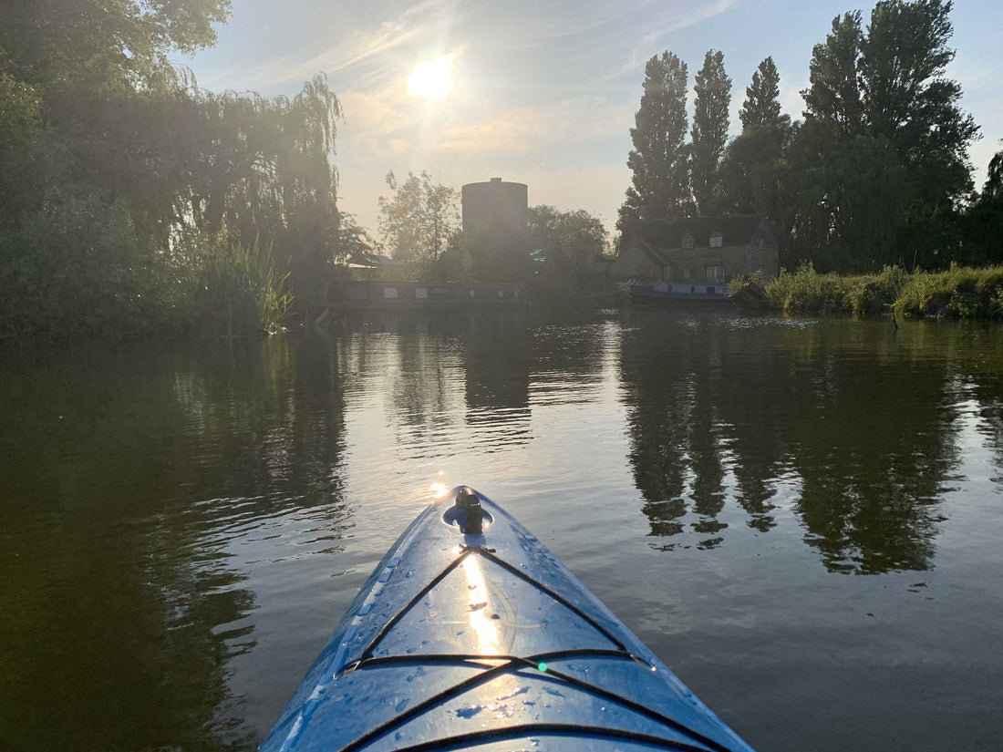 Disconnect to Reconnect: Kayaking - Your Gateway to Digital Unplugging and Outdoor Adventures on the UK's Rivers and Canals